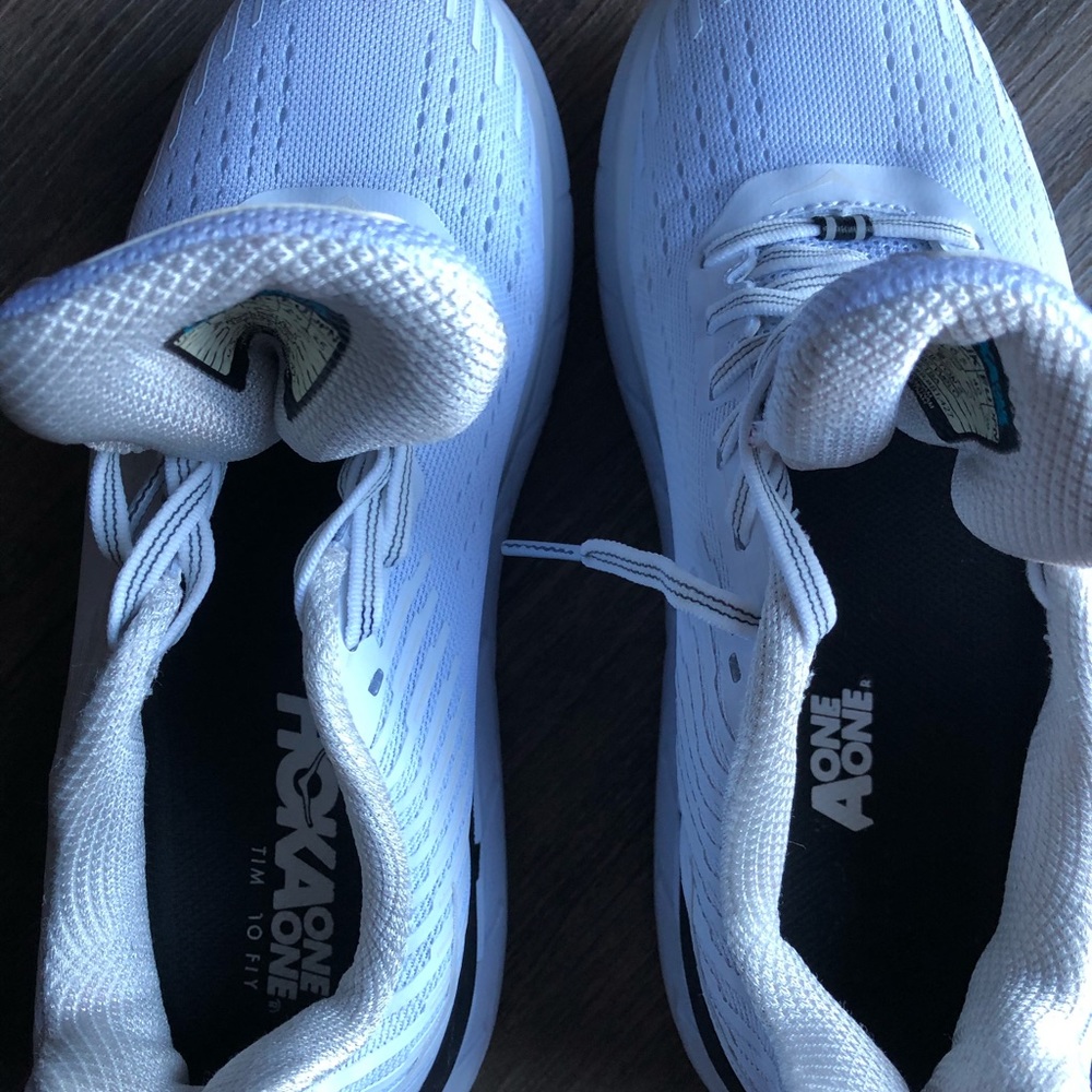 Hoka Clifton 5 Size 8